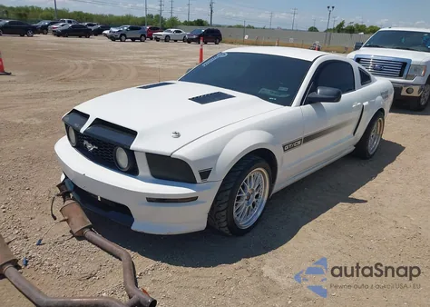 2009 Ford Mustang Gt/Gt Premium из США, поврежденный, VIN 1ZVHT82H795125862